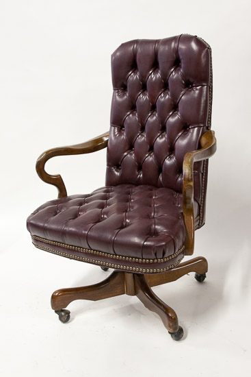 Vintage Tufted Leather Office Chair $45