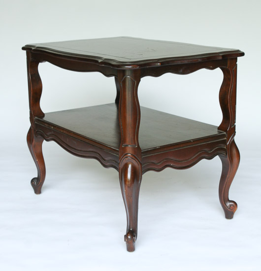 Queen Anne Style 2-Tier End Table $30