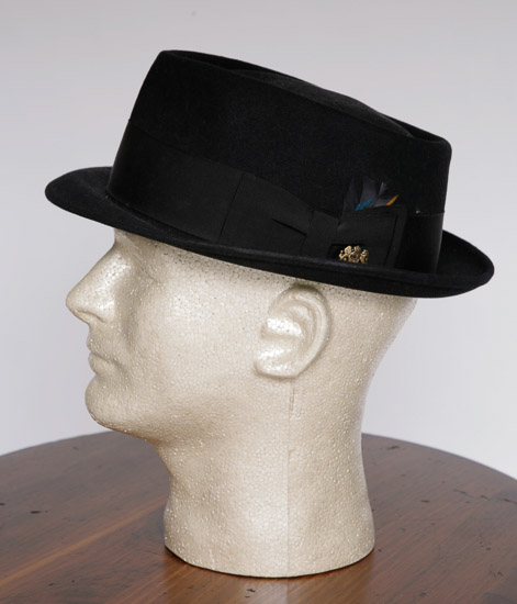 Men's Dressy Black Hat with Pin $5