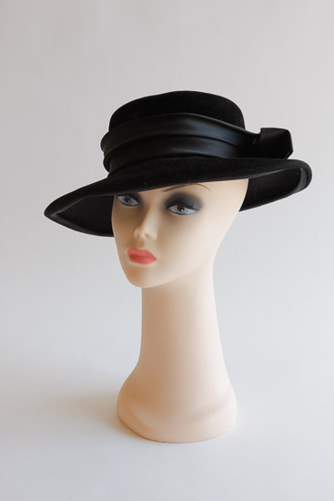 Black LaBella Italian Hat $5