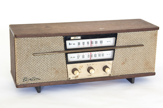 1950/60 Lafayette Clock Radio 18